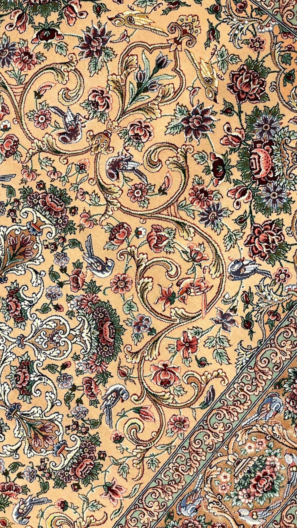 "New Isfahan Rug 180x120 cm, Silk & Wool Pile, Hand-knotted by Habib in Iran, Traditional Medallion Design"